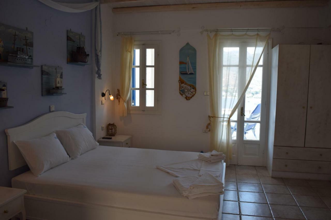 Studios Niovi Serifos Livadi  Exteriör bild