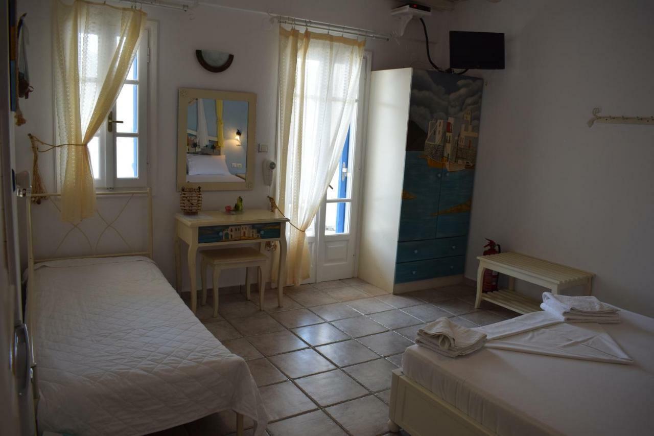 Studios Niovi Serifos Livadi  Exteriör bild